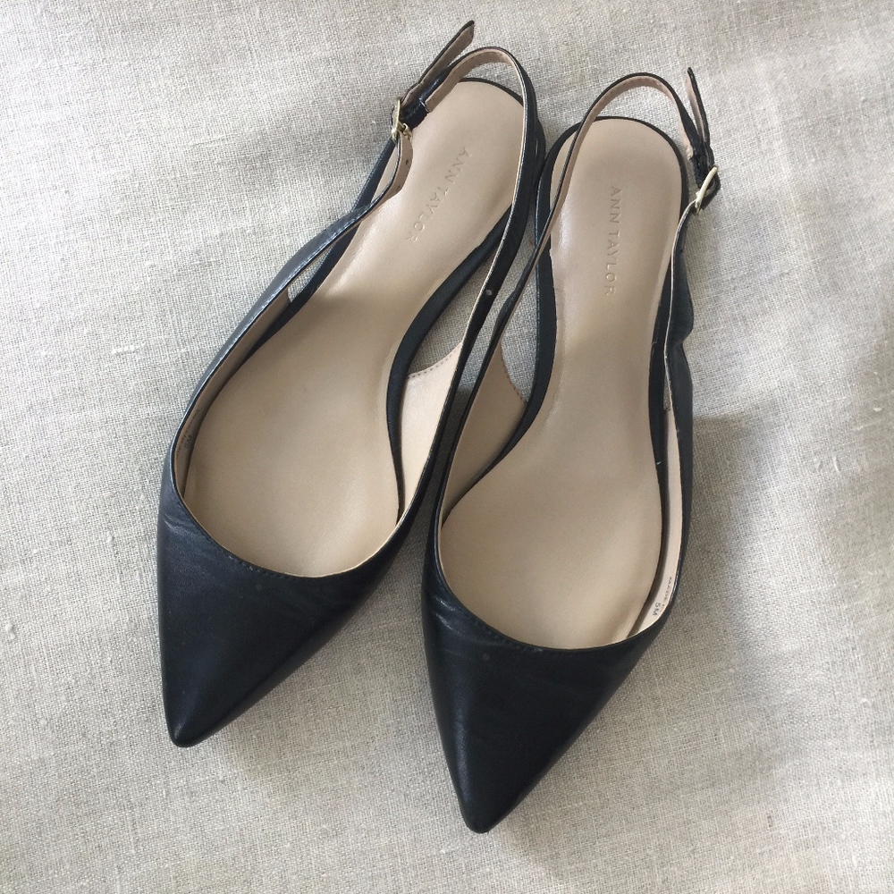 Ann Taylor sling-back flats (Size 5)
